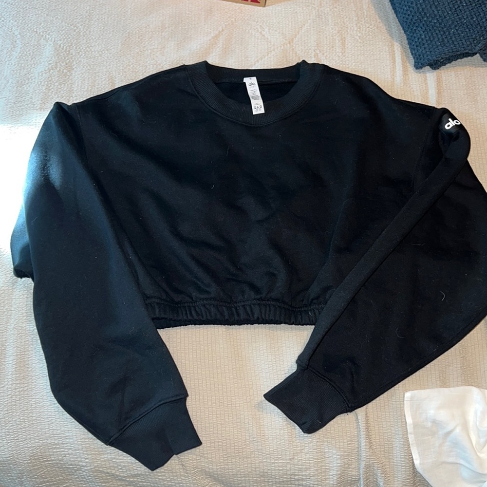 Cropped Alo Yoga Sweatshirt